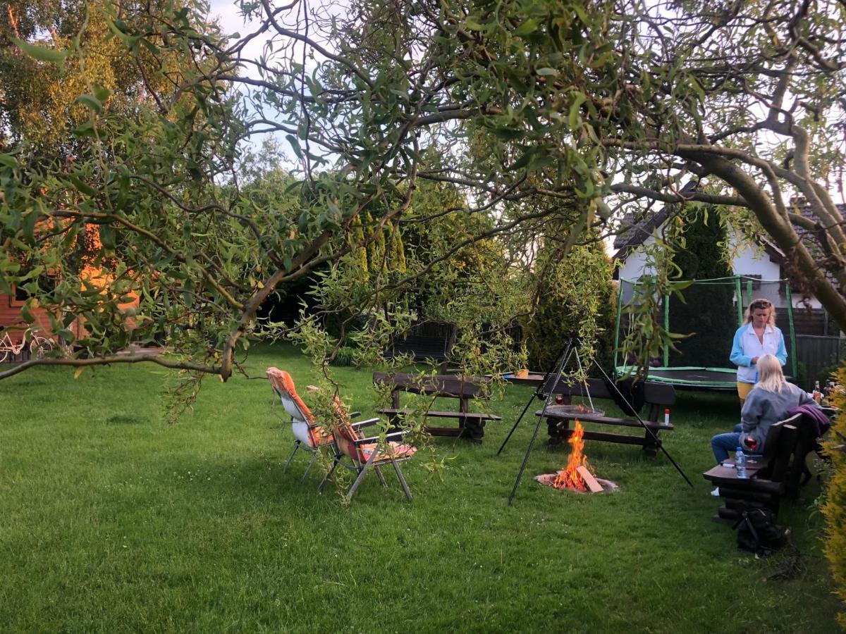 Drewniane Domki Pod Brzozami Karwia Esterno foto
